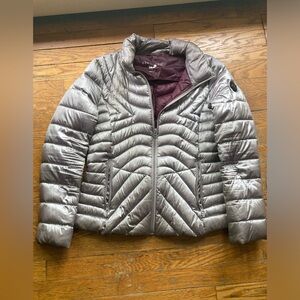 Bernardo packable down puffer jacket/coat